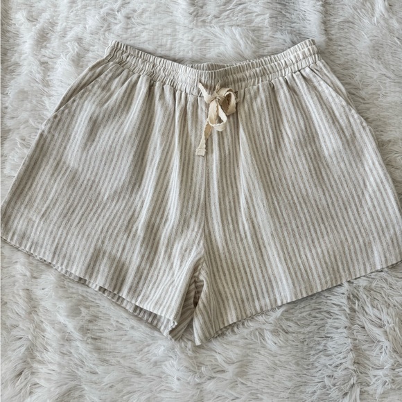 Allie Rose Beige Striped Linen set w/Beige Workshop tank sweater 3 piece set - Picture 4 of 16